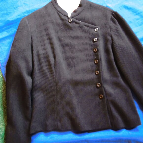 WOMEN'S BLACK TOP-BUTTONS ON THE SIDE-et VOUS-MEDIUM - Picture 8 of 12